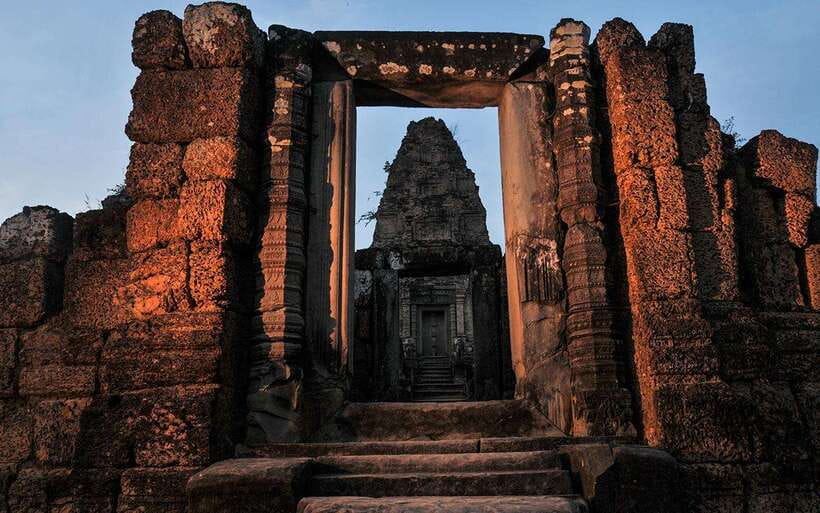 Angkor Wat Small Circle Private Car Tour in Siem Reap - Who should book this Angkor car tour?