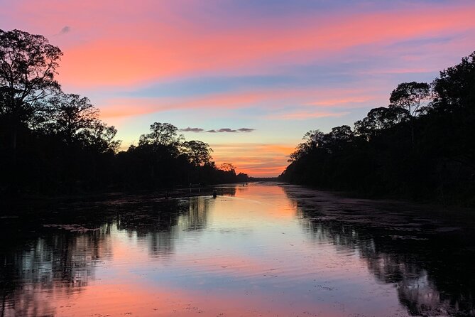Angkor Wat Small Circuit & Sunset Tour - Angkor Wat, a two-hour introduction to the park