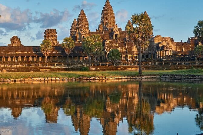 Angkor Wat & Small Tour with Bonteay Srei Temples - Key points to know before booking