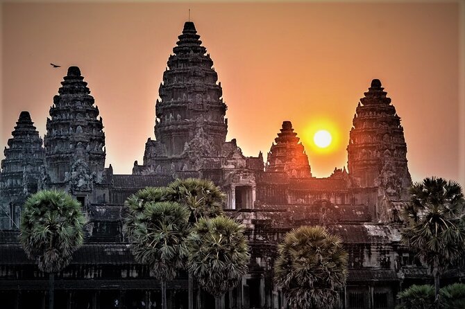 Angkor Wat Sunrise & All Highlight Angkor Temple Private Day Tour - Baphuon, Phimeanakas, and royal power