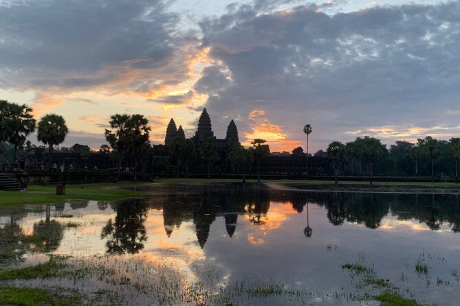 Angkor Wat Sunrise and Angkor Thom Sunset Tour - Banteay Kdei offers a quieter change of mood