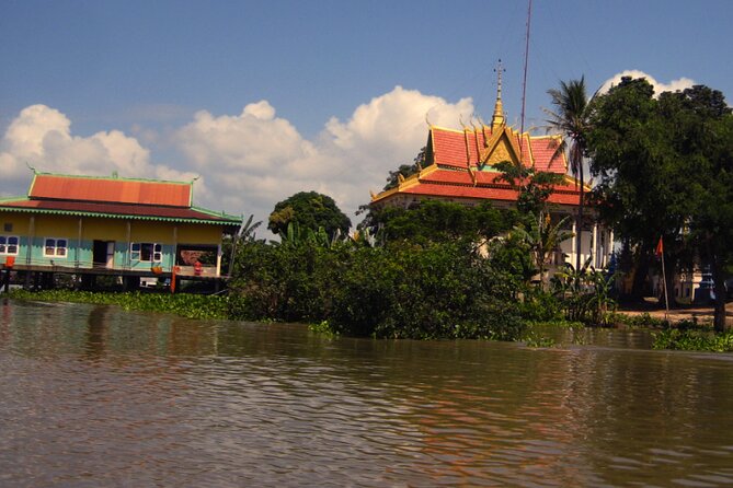 Angkor Wat Sunrise and Tonle Sap Cruise Sunset Tour - What the private format changes