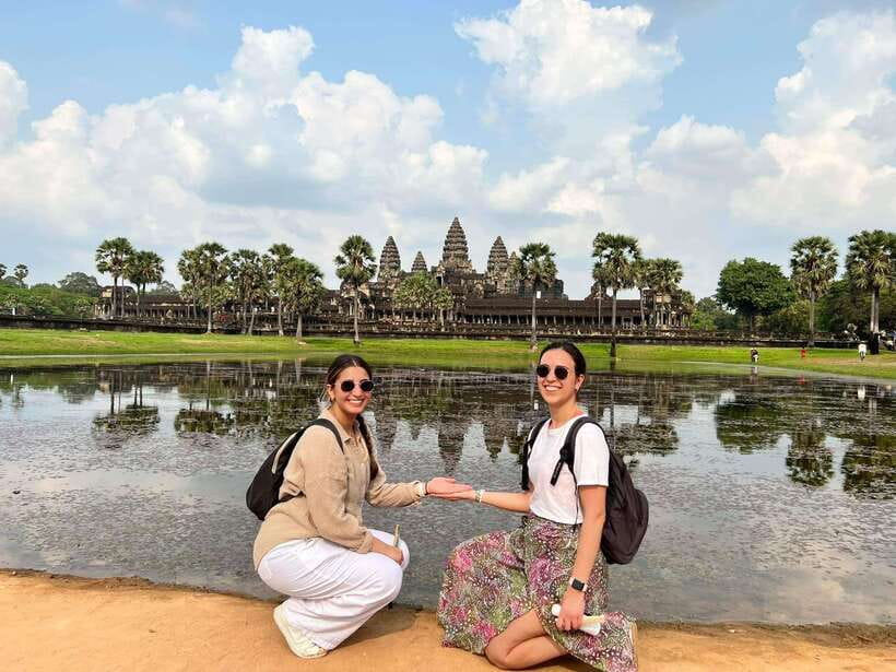Angkor Wat Sunrise Bike Tour With Lunch Included - Guide quality and group size