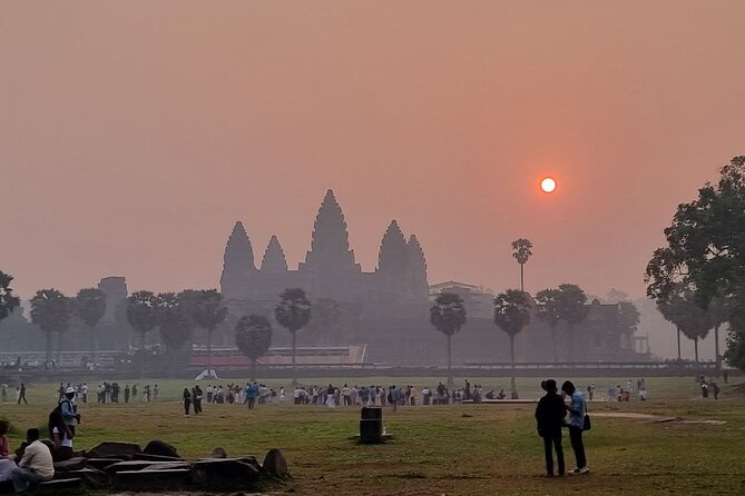 Angkor Wat Sunrise & Highlight The Most Iconic Temple - Bayon and the stone faces of Angkor Thom