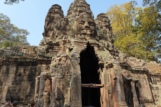 Angkor Wat Sunrise Private Full Day Tour - Who should book this Angkor Wat tour?