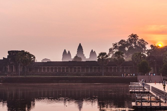 Angkor Wat Sunrise Private Tour by Tuk Tuk - Bayon’s carved faces