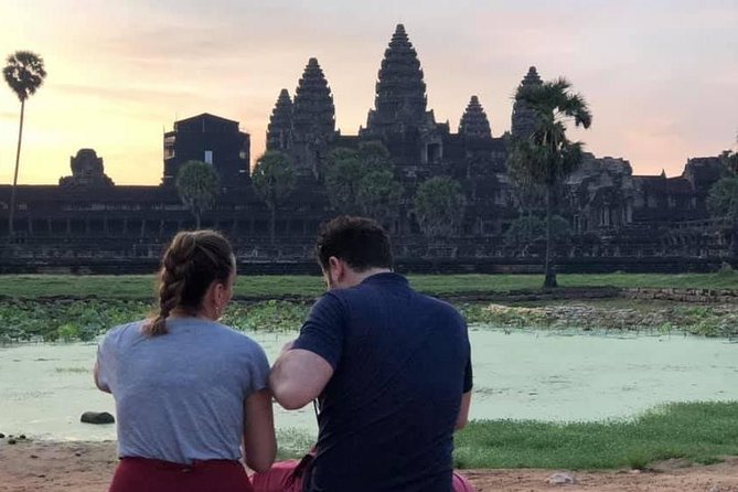 Angkor Wat Sunrise/Set Offbeat Tour by Jeep - Who will enjoy this morning most?