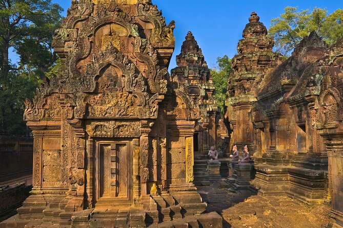 Angkor Wat, Ta Promh, Banteay Srei, Bayon temples Private Tour - Bayon’s stone faces and layered design