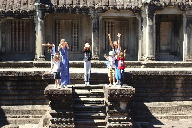 Angkor Wat Tour, Explore The Main Temples With Tour Guide - Bayon’s stone faces and Angkor Thom