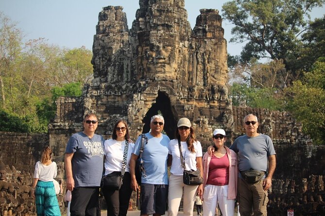 Angkor Wat Tour, Explore The Main Temples With Tour Guide - Transport, group size, and the real value