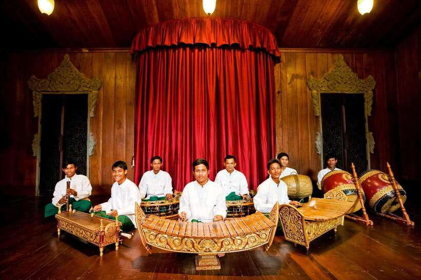 Apsara Performance include Dinner & hotel pick up - Key points to know before booking