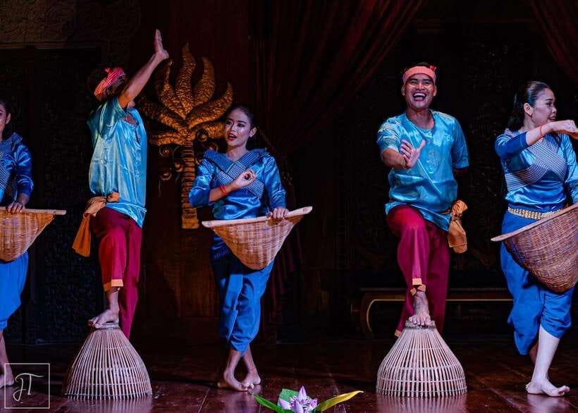 Apsara Theater Performance include dinner & Hotel pick up - Heat and comfort inside the theater