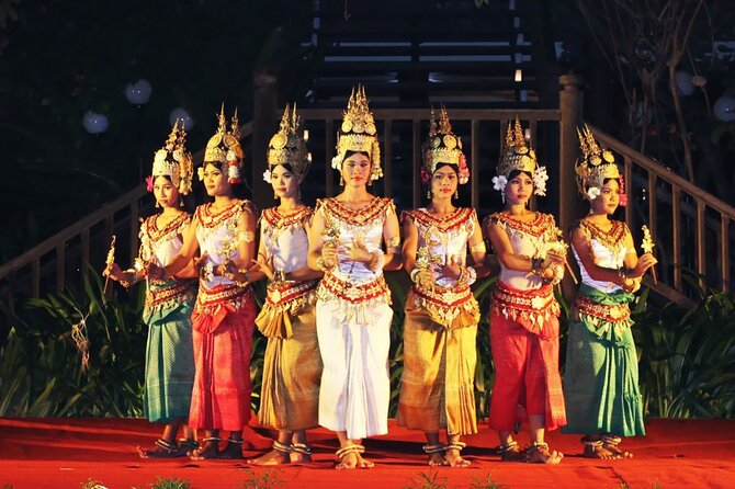 Apsara Theatre Performance include Dinner - The dance program and its strongest moments