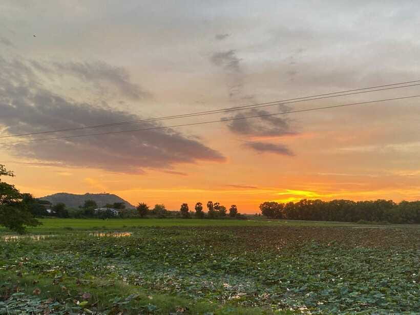 Authentic Siem Reap: Tuk Tuk Countryside and Sunset Tour - What the $69 price includes