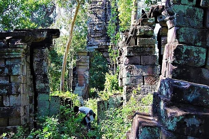 Banteay Chhmar Temple & Silk Farm Private Day Trip from Siem Reap - The guide can shape the whole day