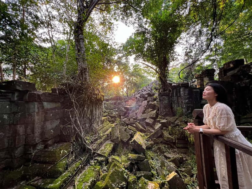 Banteay Srei, Beng Mealea and Kulen Mountain with Picnic - Three very different sides of Cambodia in one day