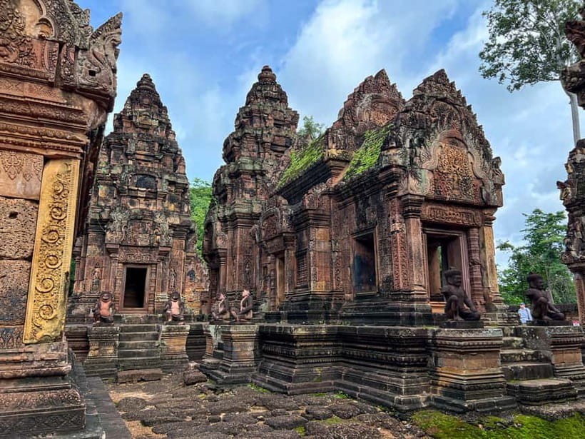 Banteay Srei, Beng Mealea and Kulen Mountain with Picnic - A waterfall picnic with time to swim