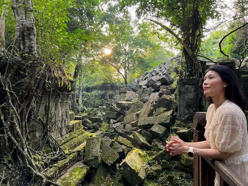 Banteay Srei, Beng Mealea and Kulen Mountain with Picnic - Beng Mealea, where the forest takes back the temple