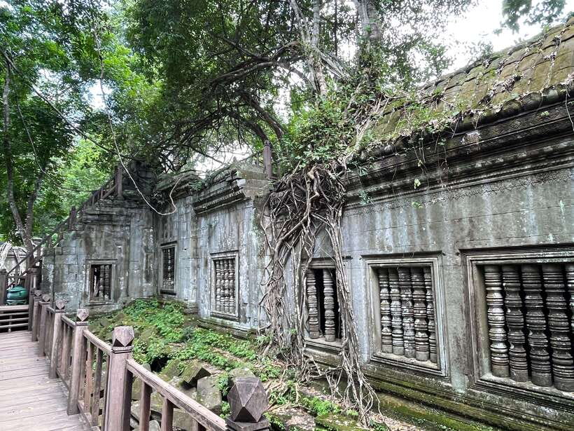 Banteay Srei, Kulen Waterfall & Beng Mealea Small-Group Tour - Peng Ta Kho and the Amazing Cliff