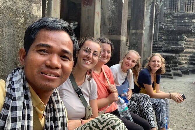 Banteay Srei Temple and Kompong Phluk Village Private Tour - The real price, not just the advertised price