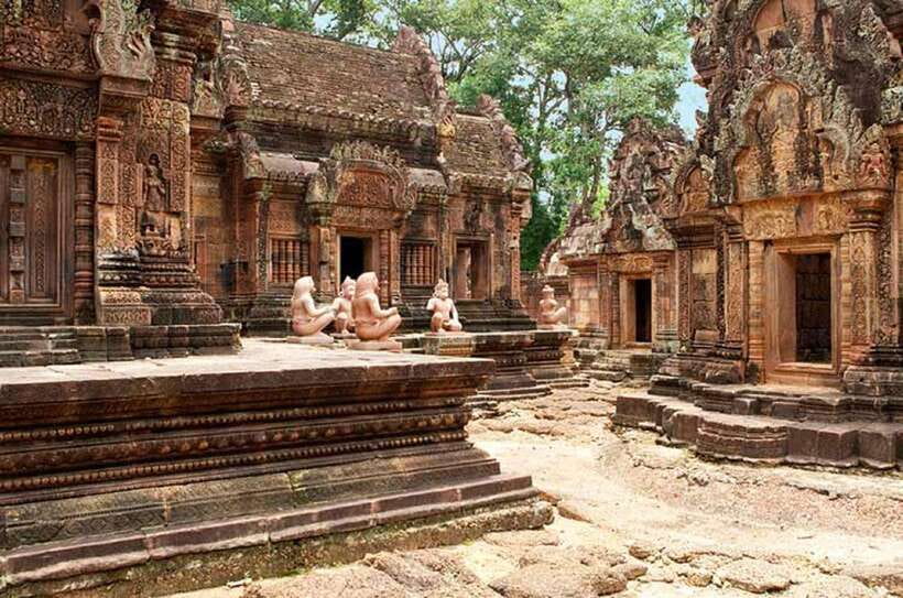 Bantey Srei, Kbal Spean and Landmine museum Private Tuk-Tuk - The Cambodia Landmine Museum puts the day in context