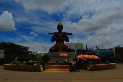 Battambang Full Day Tour from Siem Reap – Bamboo Train, Killing Cave & Sunset