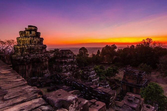 Best Temples Day Tour in Siem Reap with Sunset - Angkor Thom and the South Gate
