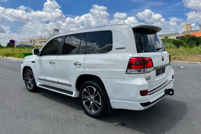 Border Transfer (Siem Reap to Laos/Laos to Siem Reap) - A private road transfer built around your schedule