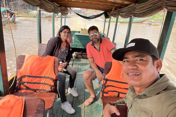 Cambodia Tours Siem Reap Phnom Penh Private Ride By Cars - Skun, Cambodia’s famous spider town