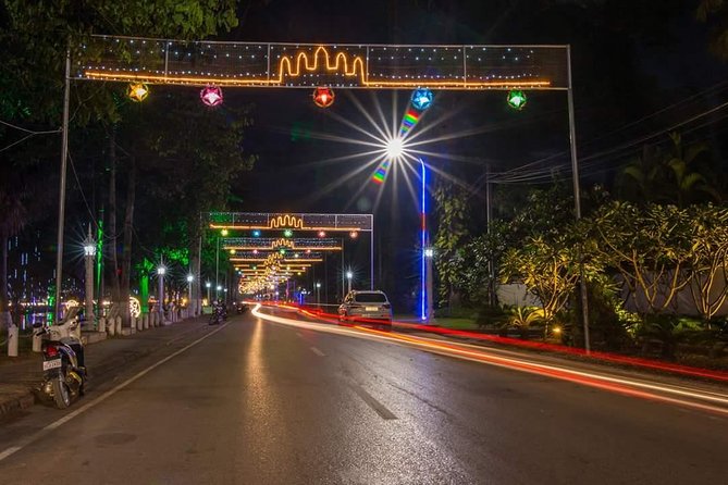 Cambodian Art Tour in Siem Reap Including Apsara Show with Optional Angkor Tour - Dinner and Apsara dance in a garden pavilion