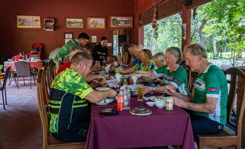 Cycle Angkor Backroad Bike Tour / E-Bike or Tuk Tuk - Why cycling changes your Angkor day