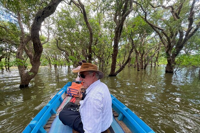 Experience Tranquility: Kampong Phluk Floating Villages Tours - A local pepper farm and Buddhist pagoda