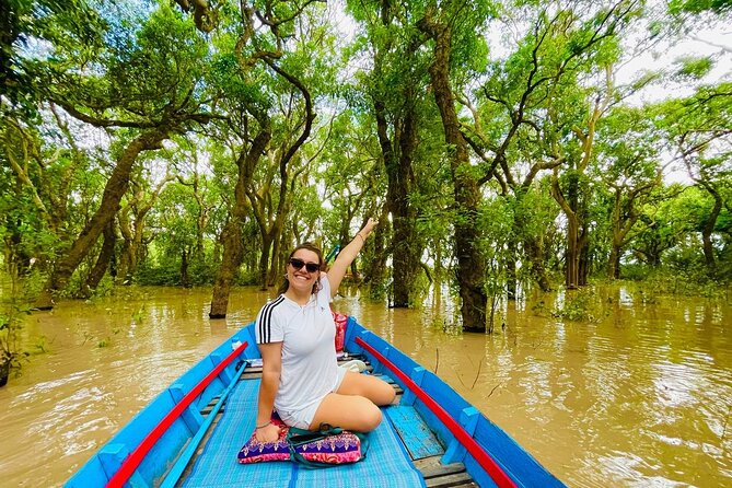 Experience Tranquility: Kampong Phluk Floating Villages Tours - What the guide adds to the experience