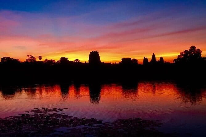 Explore Angkor Sunrise Spectacle a Full Day Temples Tour - Why the sunrise start is worth the lost sleep