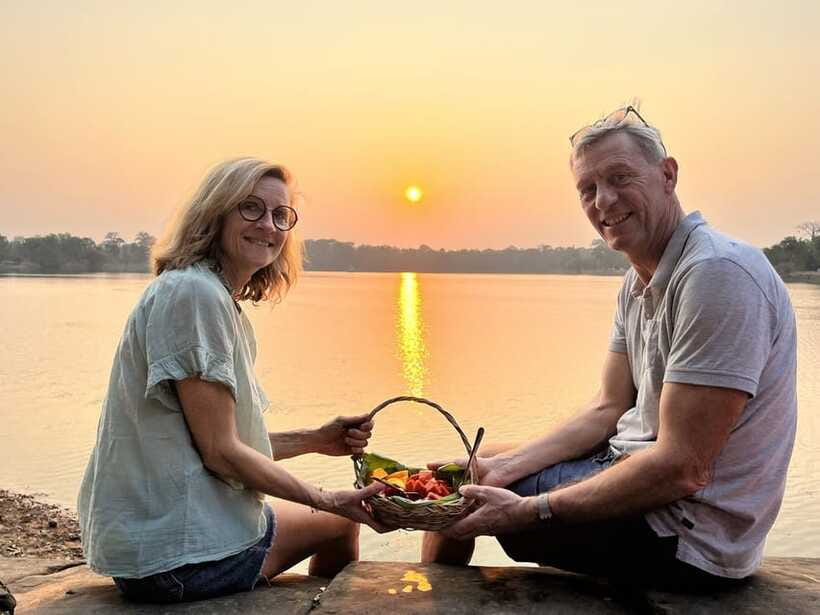 Explore Angkor Wat by Bike and Sunset - 4:30 pm: Phnom Bakheng and the sunset finish