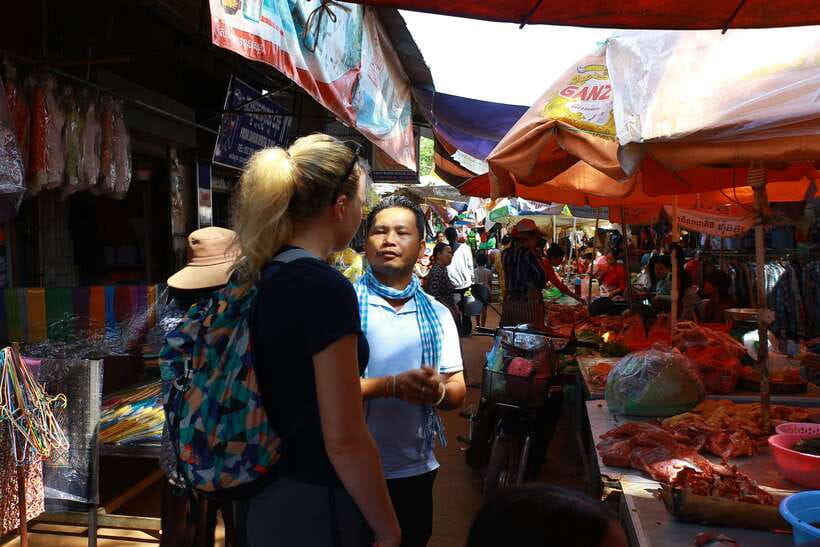 Exploring the Enchanting Kampong Phluk Floating Village - Leaving Siem Reap for Ro Lus Market