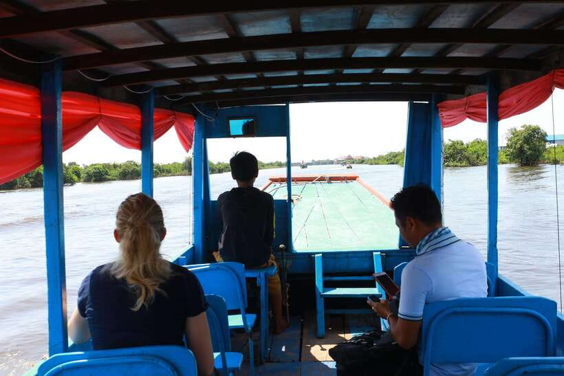 Exploring the Enchanting Kampong Phluk Floating Village - Gliding Through the Flooded Forest