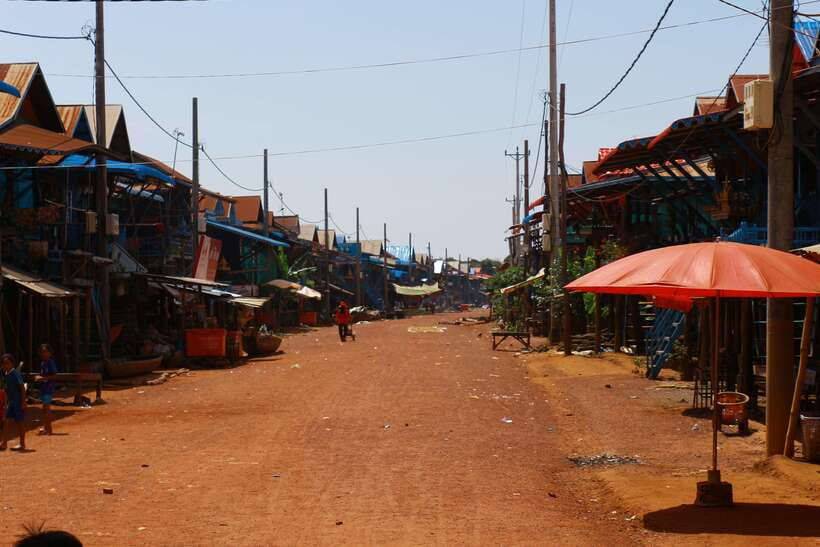 Exploring the Enchanting Kampong Phluk Floating Village - Practical Advice for a Better Day