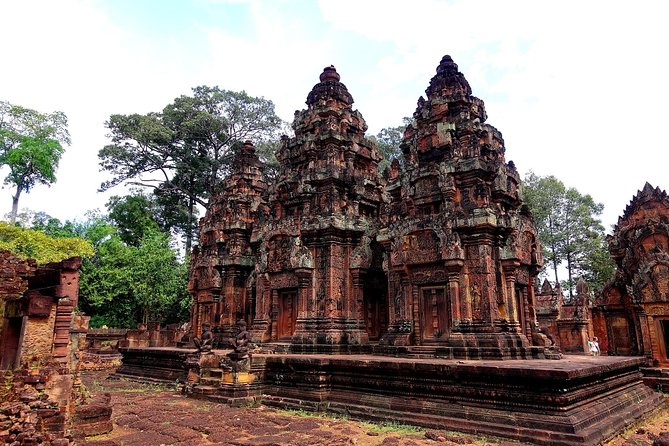 Four-day tour Angkor Wat, Banteay Srey, Beng Melea and Siem Reap discovery - Day three: Beng Mealea and the early Roluos temples