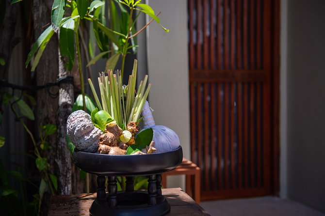 Four Hand Bliss (65 Mins) + Free Pick up or Drop Back - Accessibility and practical comfort