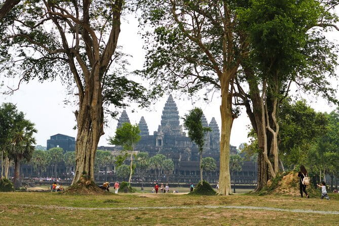 (Free eSim) Classic Angkor Wat Sunrise Full Day Tour - A 4:30 am start for Angkor Wat sunrise