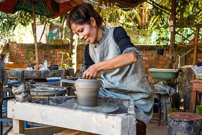 FREE Siem Reap Market & Local Temple Tour - What the $5 fee really covers