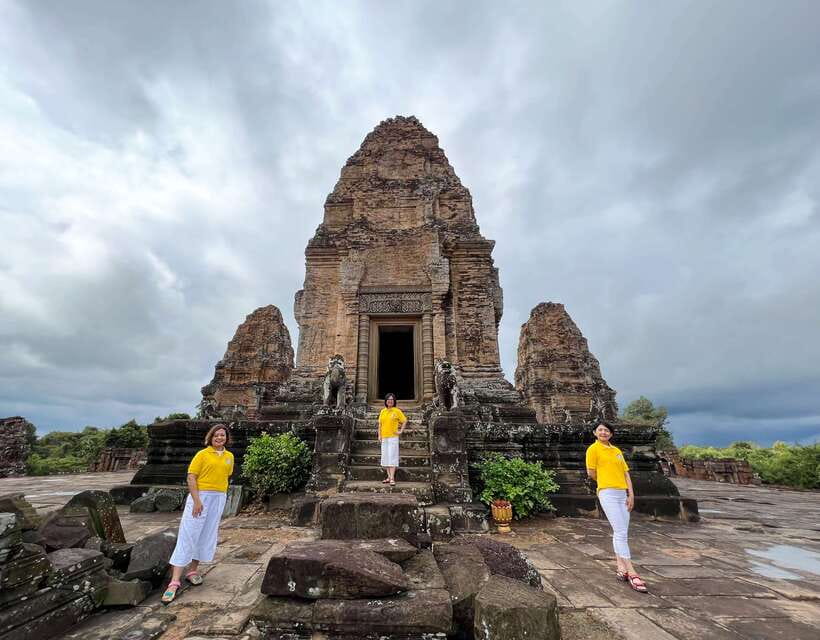 From Siem Reap: Angkor Wat Sunrise and Temples E-Bike Tour - Bayon and the Victory Gate of Angkor Thom