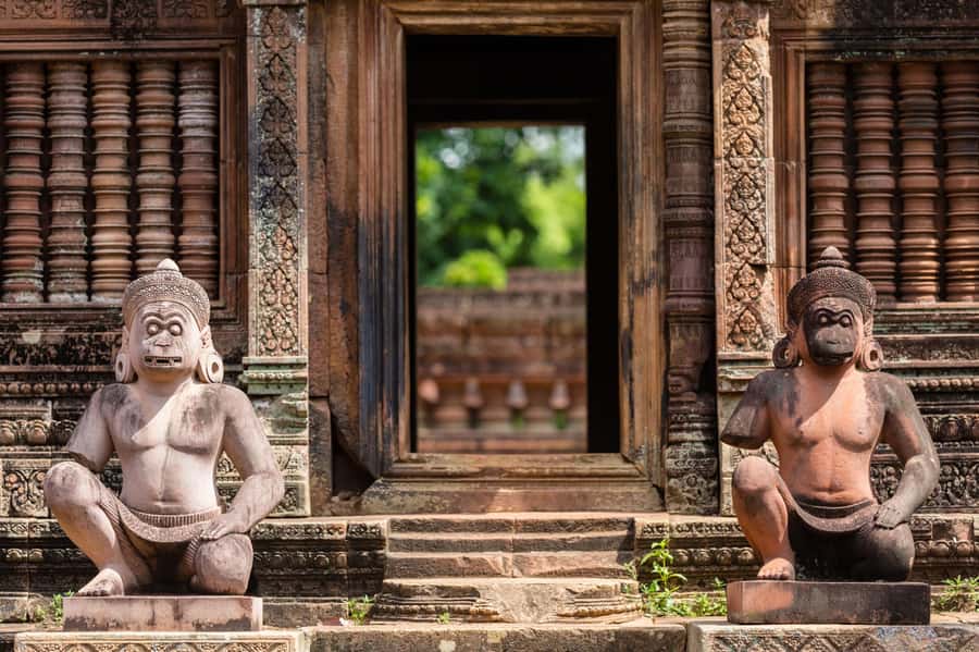 From Siem Reap: Banteay Srei Temple & Grand 5 Temple Tour - What this $20 tour really includes