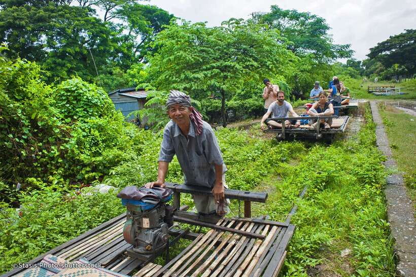 From Siem Reap: Battambang Day Trip Bamboo Train, Bats Cave - Rice paper made the local way