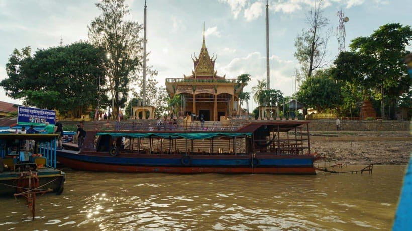 From Siem Reap: Kampong Phluk Floating Village Tour by Boat - Key points to know before you book