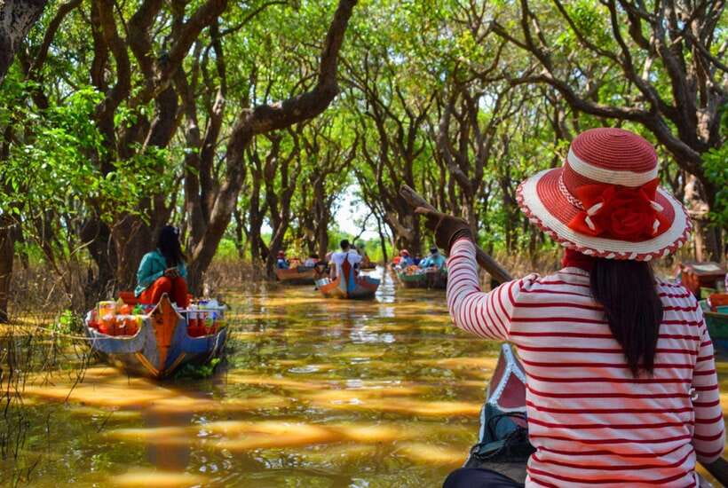 From Siem Reap: Kampong Phluk Floating Village Tour by Boat - What the $20 price really covers
