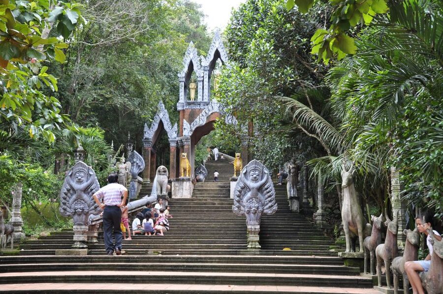 From Siem Reap: Small-Group Phnom Kulen Waterfall Day Tour - Practical advice for a smoother day