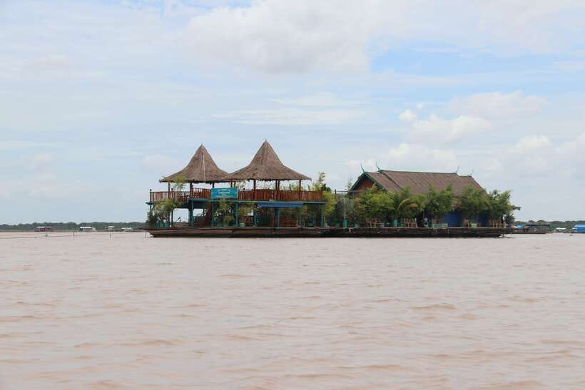 From Siem Reap: Tonle Sap Floating Villages Tour - Why Tonle Sap feels different from an ordinary boat trip