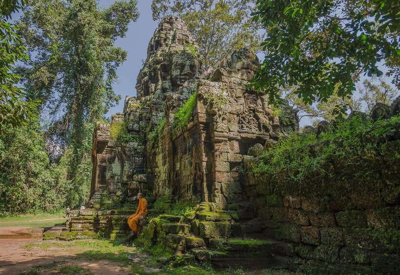 Full-Day Angkor Wat Sunrise and Sunset Private Tour - What the $71 price really includes